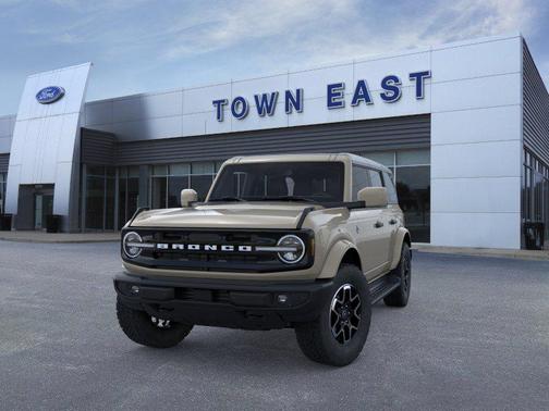 Desert Sand 2026 Ford Bronco Outer Banks