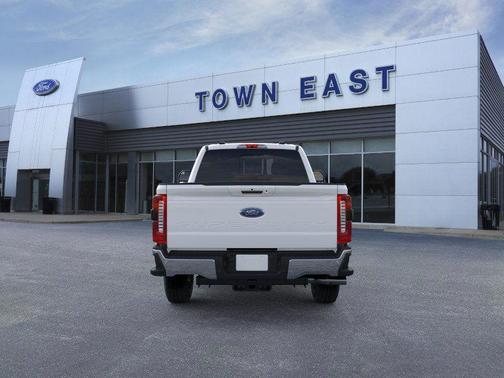 2026 Ford F-350 Lariat