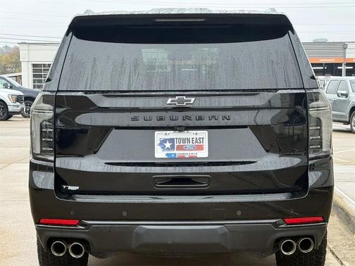 2025 Chevrolet Suburban 4WD Z71