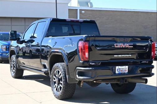 2022 GMC Sierra 2500 AT4
