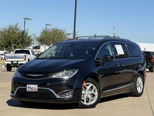 2018 Chrysler Pacifica Touring-L Plus