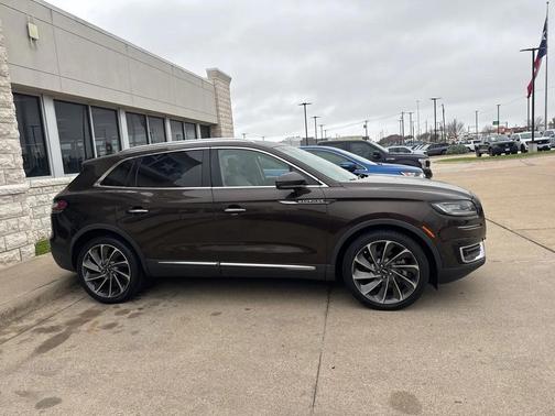 2019 Lincoln Nautilus Reserve