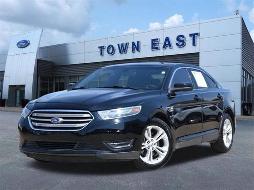 2018 Ford Taurus SEL