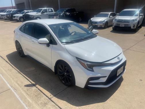2024 Toyota Corolla SE