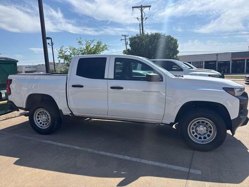 Summit White 2023 Chevrolet Colorado WT