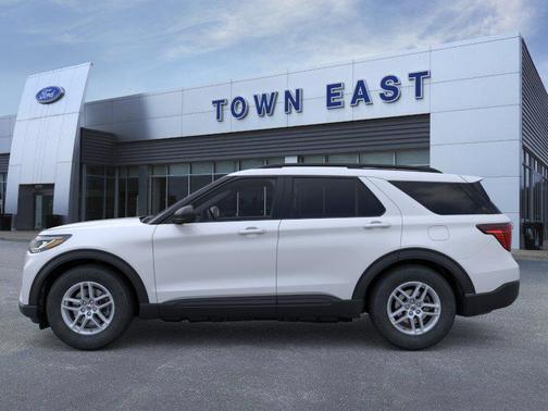 Space White Metallic 2026 Ford Explorer Active