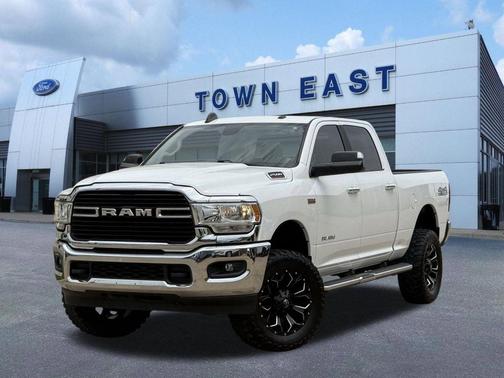 Bright White Clearcoat 2019 RAM 2500 Lone Star Crew Cab 4x4 6'4' Box