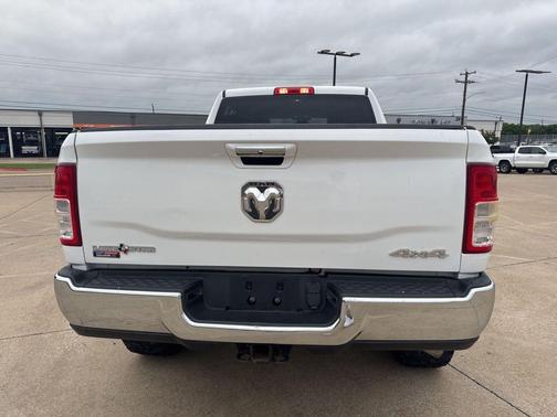 Bright White Clearcoat 2019 RAM 2500 Lone Star Crew Cab 4x4 6'4' Box