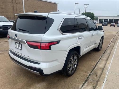 2023 Toyota Sequoia Base