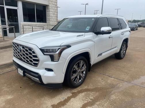 2023 Toyota Sequoia Base