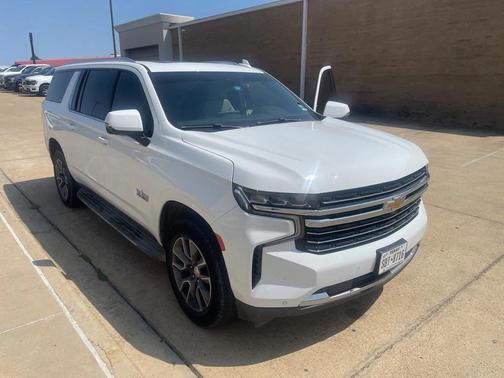 2023 Chevrolet Suburban LT