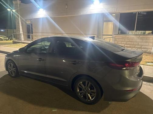 2018 Hyundai ELANTRA Value Edition