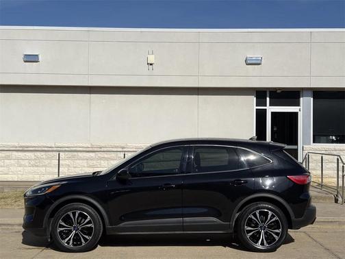 2021 Ford Escape SE