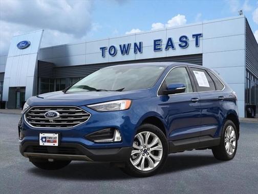2022 Ford Edge Titanium