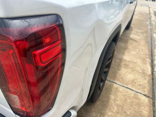 White Frost Tricoat 2022 GMC Sierra 1500 Denali