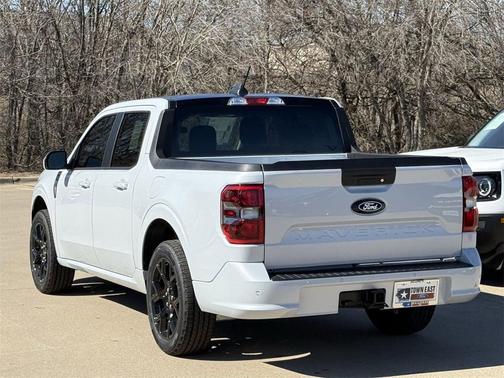 2026 Ford Maverick Lobo Standard