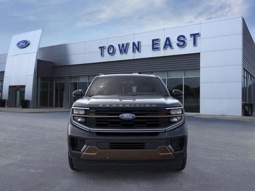 Agate Black Metallic 2026 Ford Expedition Max King Ranch