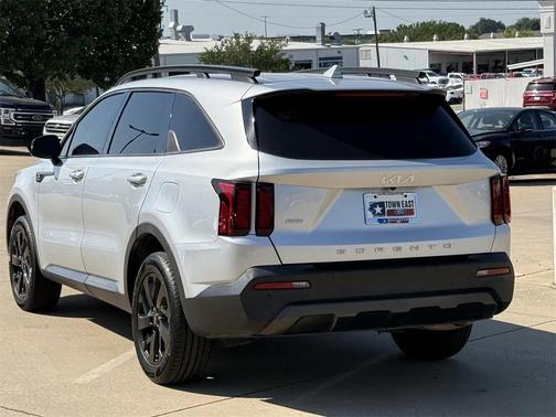 2022 Kia Sorento S