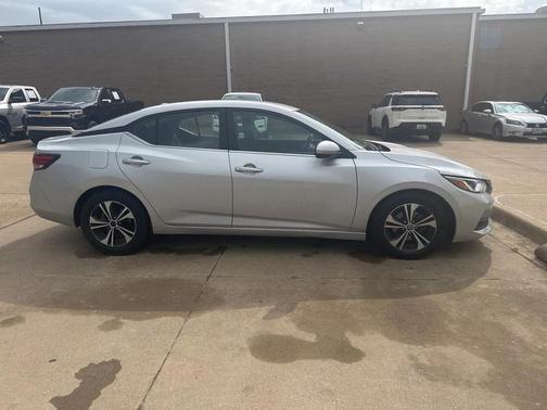 2022 Nissan Sentra SV