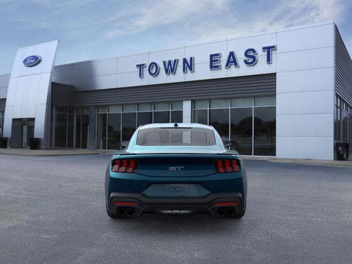 2026 Ford Mustang GT Premium