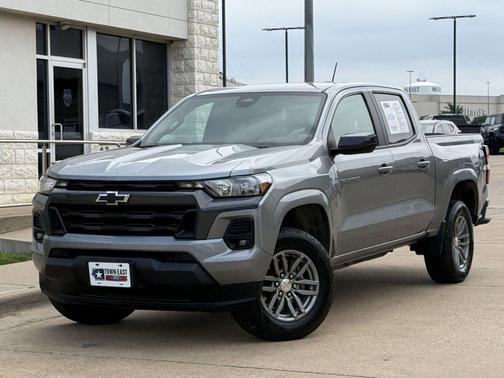 Sterling Gray Metallic 2023 Chevrolet Colorado LT