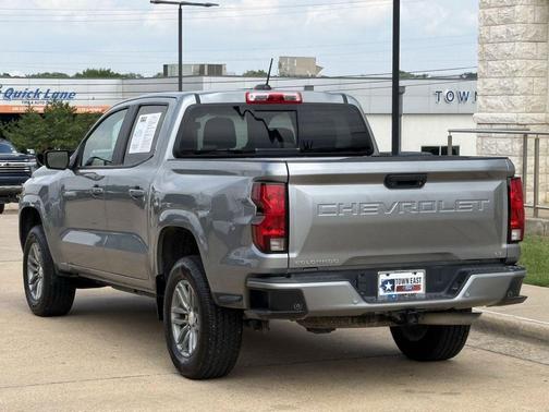 Sterling Gray Metallic 2023 Chevrolet Colorado LT