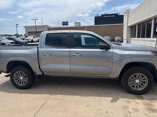 Sterling Gray Metallic 2023 Chevrolet Colorado LT