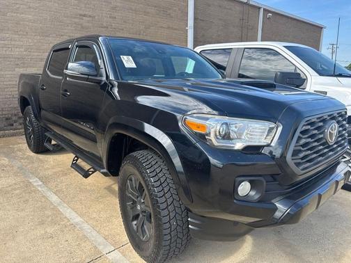 Midnight Black Metallic 2020 Toyota Tacoma TRD Sport