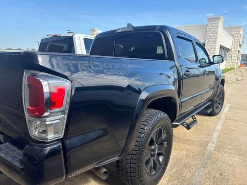 Midnight Black Metallic 2020 Toyota Tacoma TRD Sport