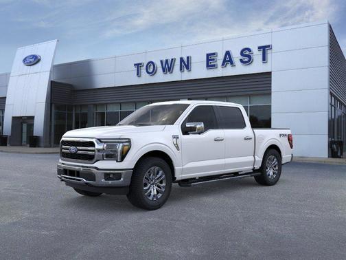 Star White Metallic Tri-Coat 2026 Ford F-150 Lariat