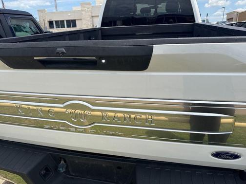 Star White Metallic Tri-Coat 2022 Ford F-350 King Ranch