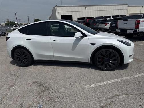 2024 Tesla Model Y Performance