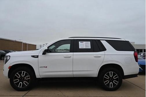 2024 GMC Yukon 4WD AT4