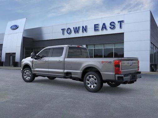 2026 Ford F-350 Lariat