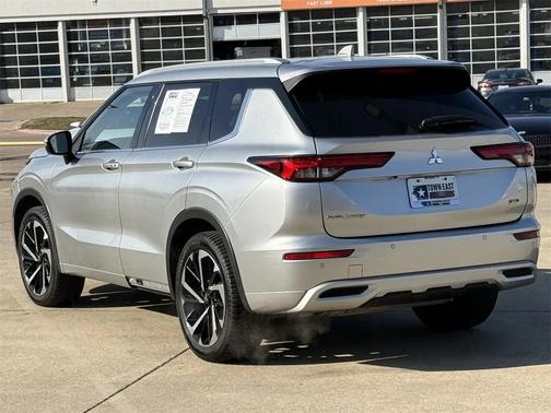 2022 Mitsubishi Outlander SEL 2.5 2WD