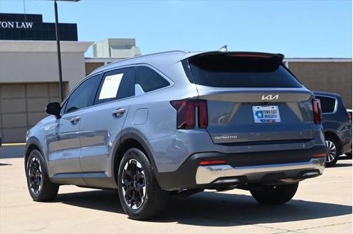2024 Kia Sorento S