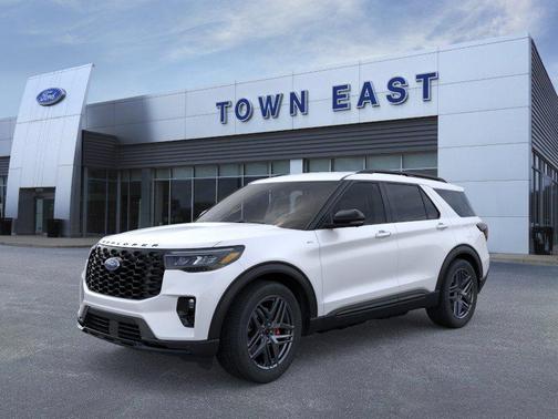 Star White Metallic Tri-Coat 2026 Ford Explorer ST-Line
