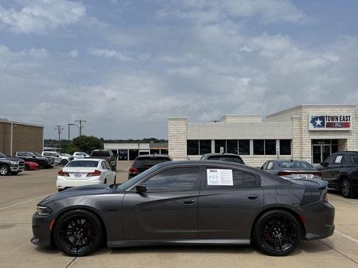 Granite Pearlcoat 2018 Dodge Charger R/T 392