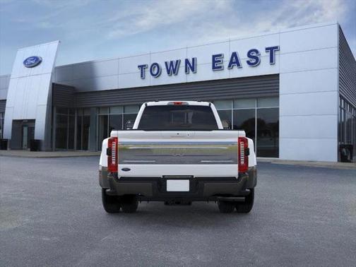 2025 Ford F-350 King Ranch