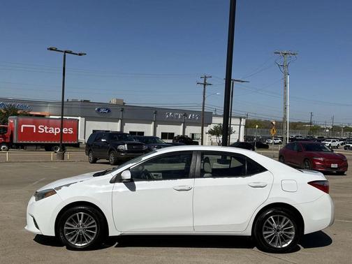 2014 Toyota Corolla LE