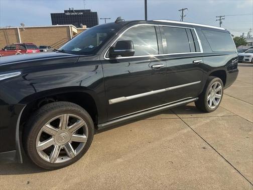 2017 Cadillac Escalade ESV Premium Luxury