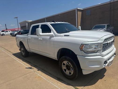 2019 RAM 2500 Tradesman Crew Cab 4x4 6'4' Box