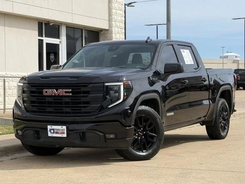 2022 GMC Sierra 1500 Elevation