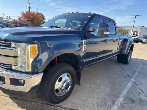 2017 Ford F-350 Lariat