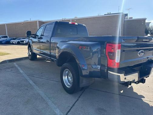 2017 Ford F-350 Lariat