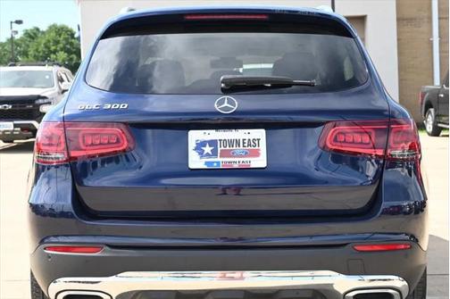 2021 Mercedes-Benz GLC 300 Base
