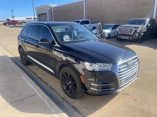 2019 Audi Q7 45 Premium Plus