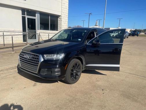 2019 Audi Q7 45 Premium Plus