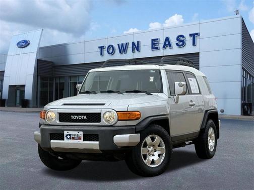 2007 Toyota FJ Cruiser Base