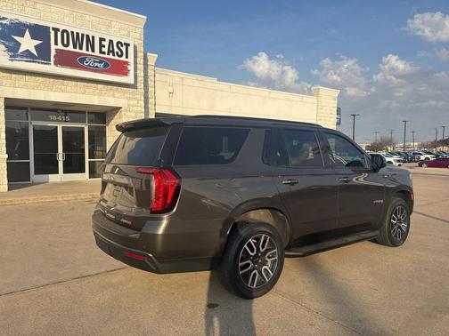 2021 GMC Yukon 4WD AT4
